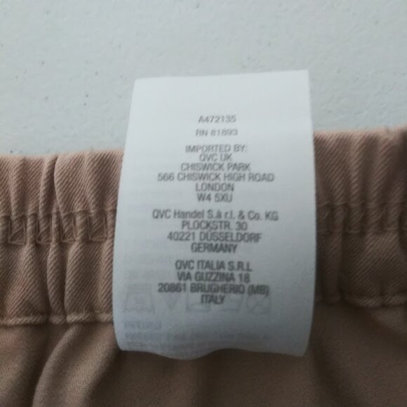 Isaac Mazrahi women's size 12P tan/khaki capris - Picture 14 of 14